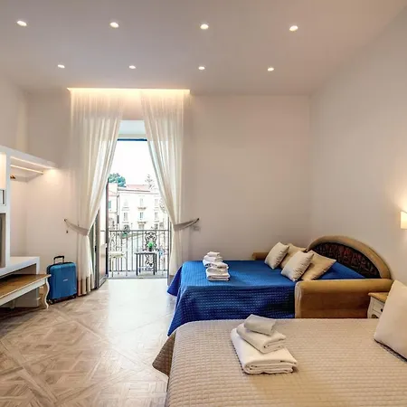 Square 4*