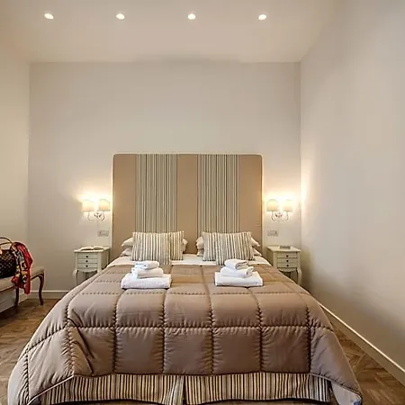 Square Oda ve Kahvaltı 4*