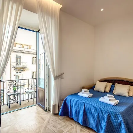 Square Bed & Breakfast 4*