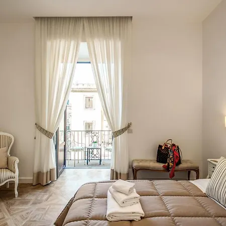 Bed & Breakfast Square